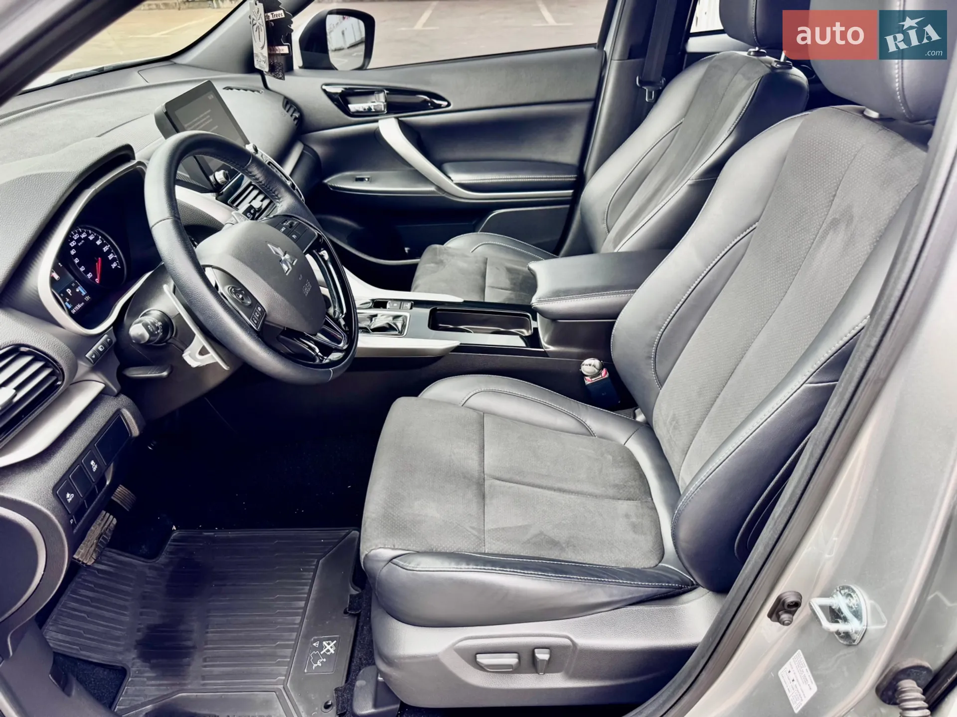 2021 Mitsubishi Eclipse Cross - мініатюра 47