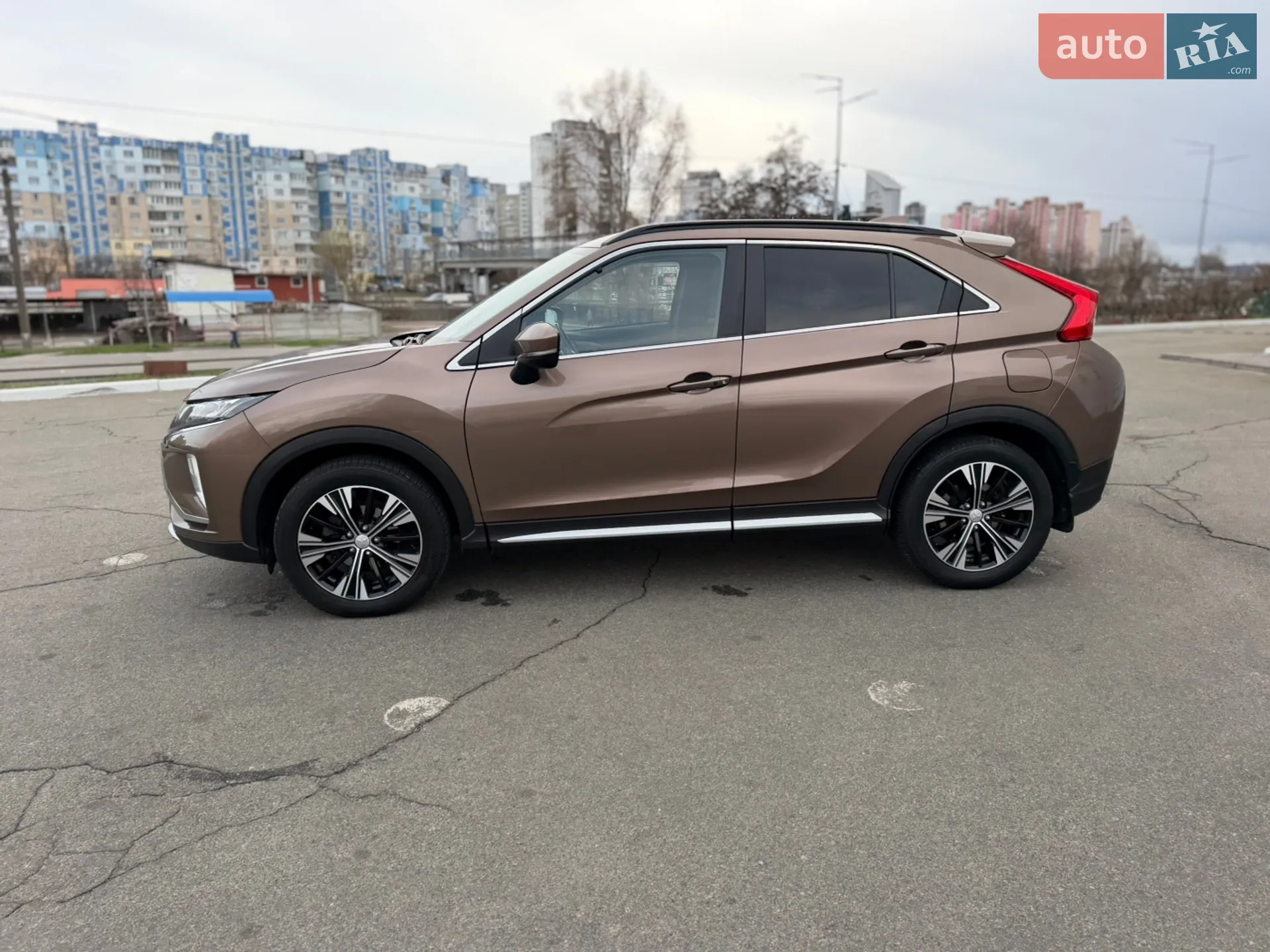 2019 Mitsubishi Eclipse Cross - мініатюра 23