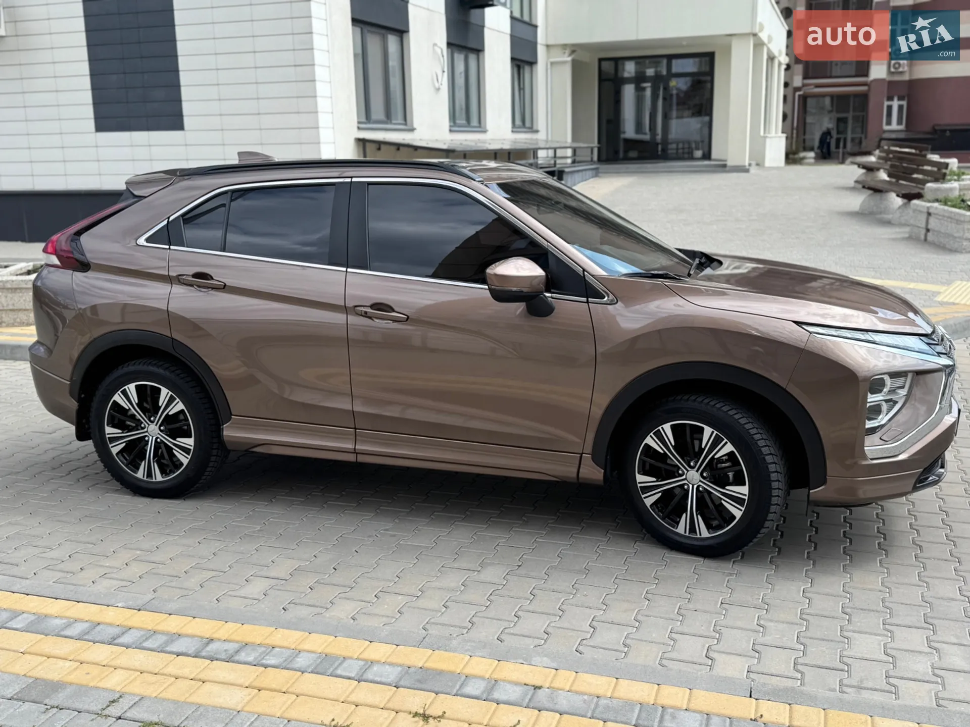 2021 Mitsubishi Eclipse Cross - мініатюра 14