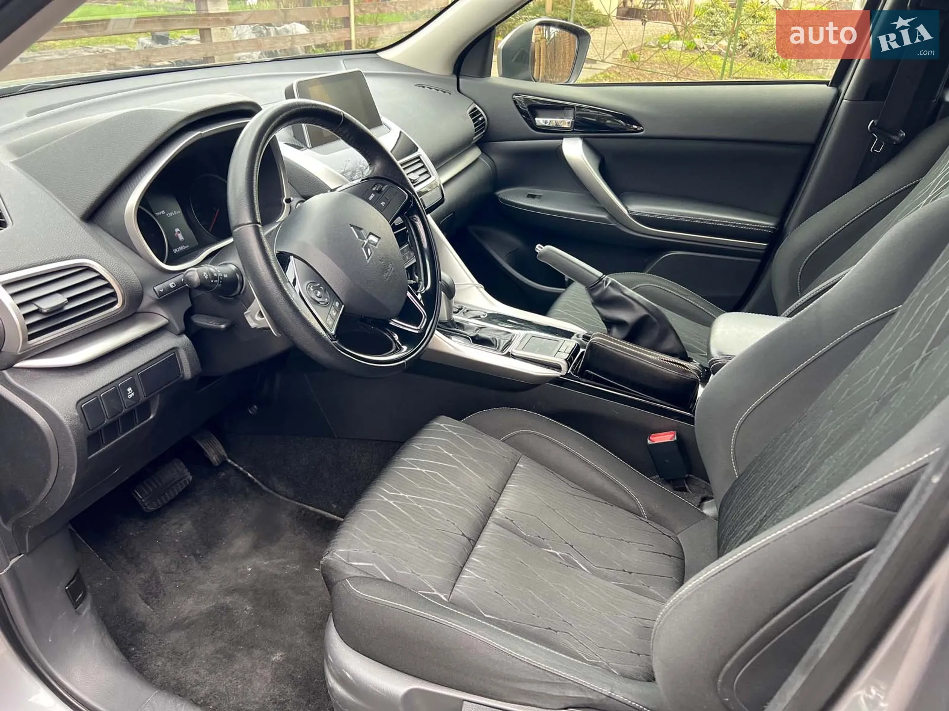 2018 Mitsubishi Eclipse Cross - мініатюра 10