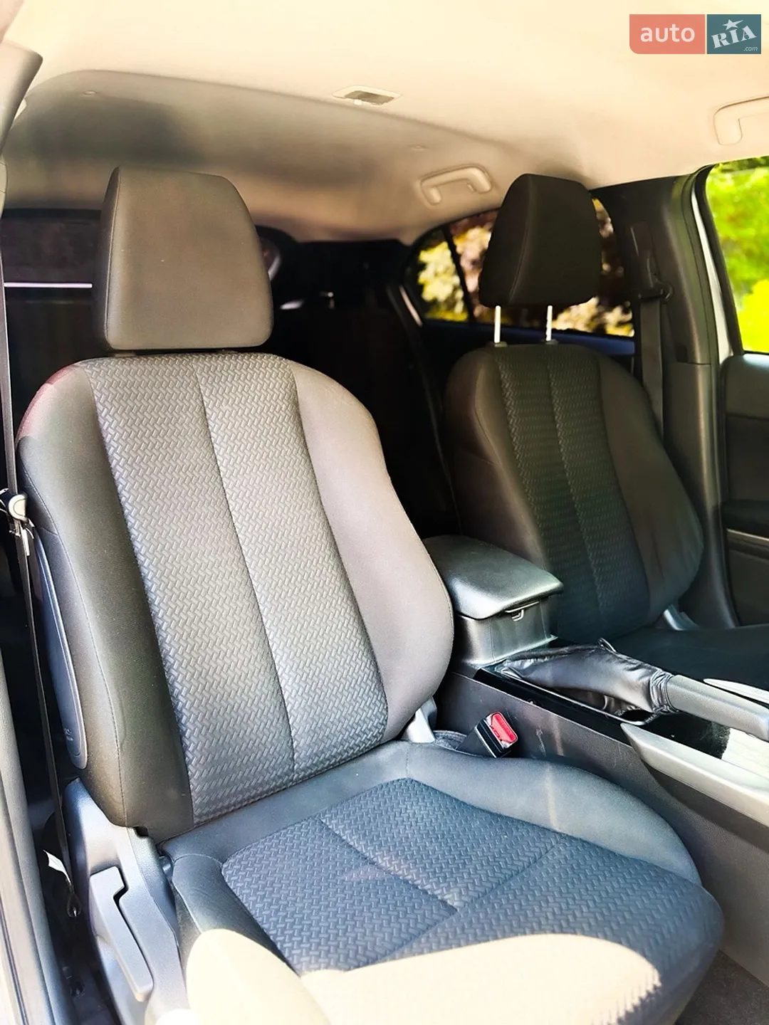 2019 Mitsubishi Eclipse Cross - мініатюра 12