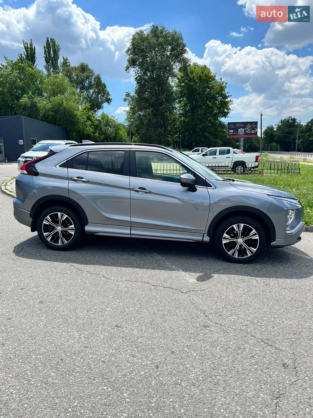 2022 Mitsubishi Eclipse Cross - мініатюра 8