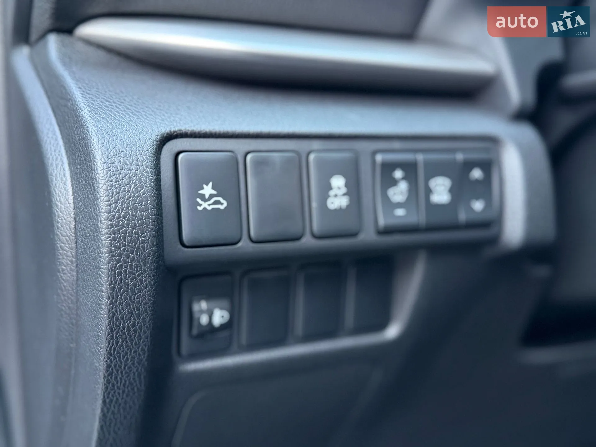 2021 Mitsubishi Eclipse Cross - мініатюра 44