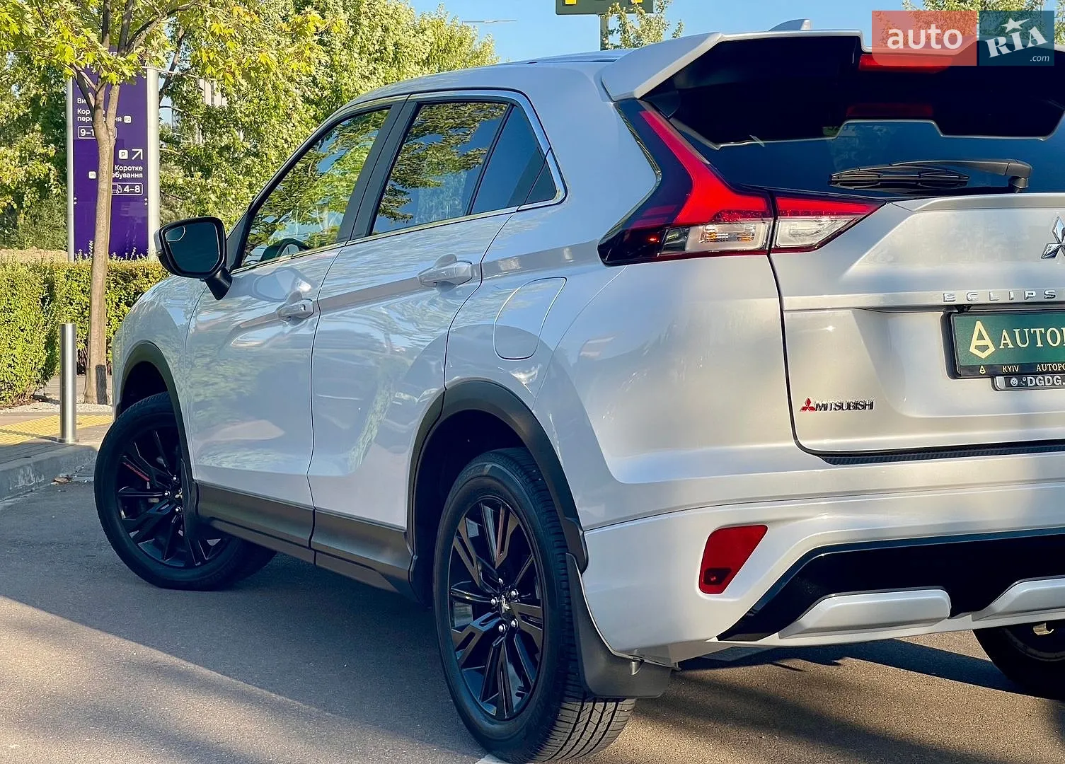 2022 Mitsubishi Eclipse Cross - мініатюра 9