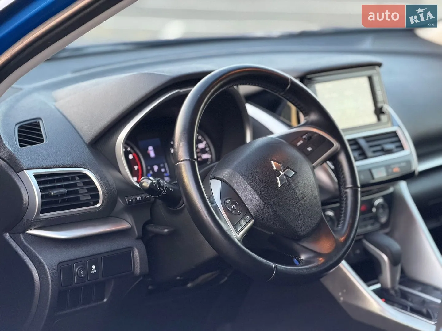 2020 Mitsubishi Eclipse Cross - мініатюра 17