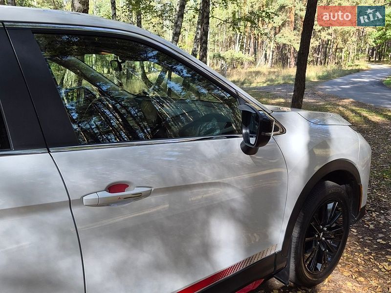 Внедорожник / Кроссовер Mitsubishi Eclipse Cross 2023 в Ирпене