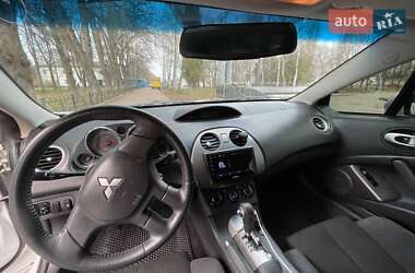 Купе Mitsubishi Eclipse 2011 в 