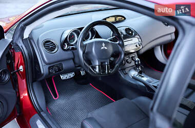 Купе Mitsubishi Eclipse 2010 в 