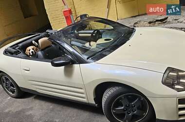 Кабриолет Mitsubishi Eclipse 2002 в 