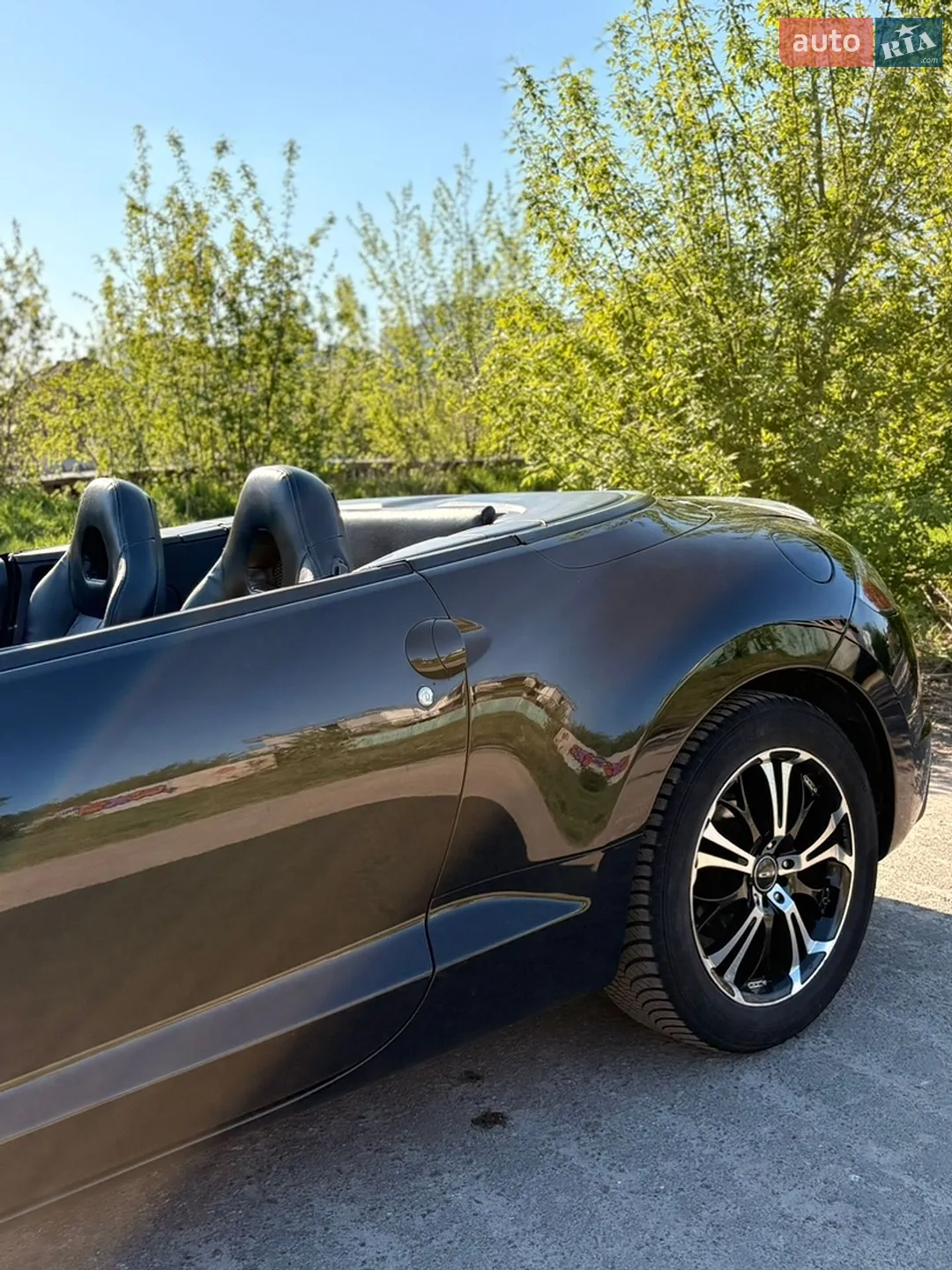 2010 Mitsubishi Eclipse - мініатюра 10