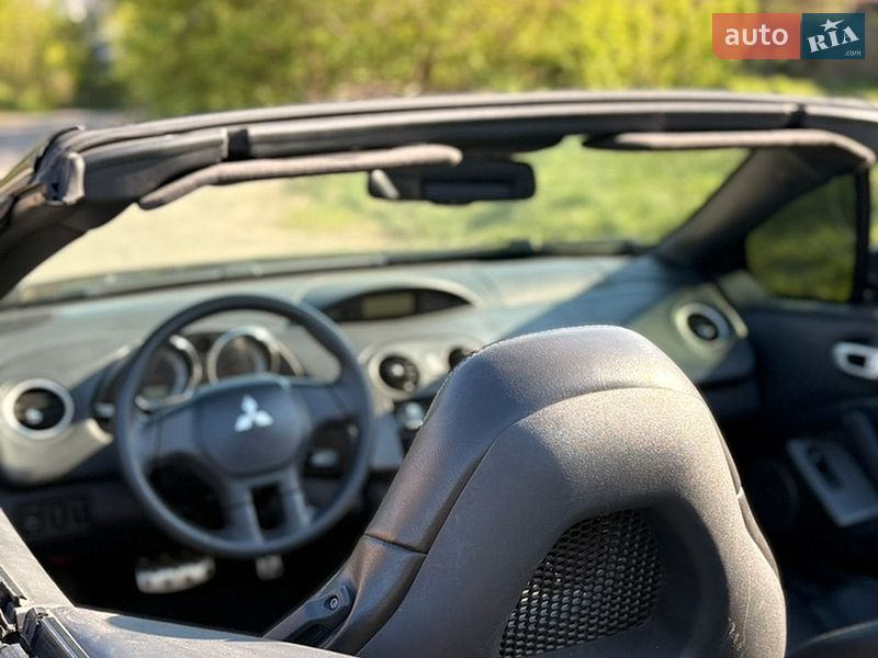 Кабриолет Mitsubishi Eclipse 2010 в Киеве