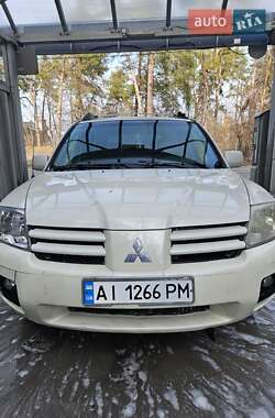 Позашляховик / Кросовер Mitsubishi Endeavor 2004 в 