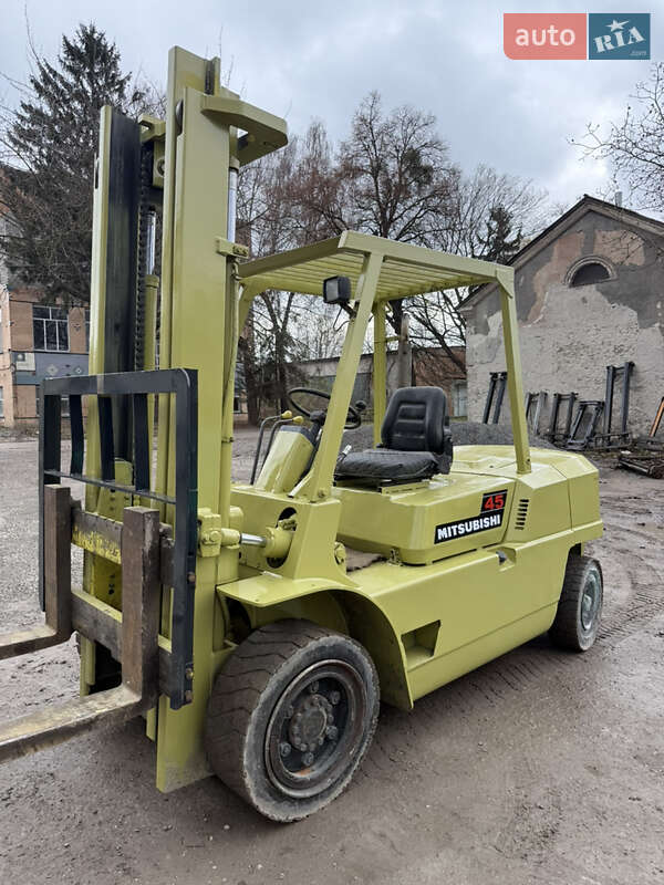 Вилочный погрузчик Mitsubishi FD 1995 в Чемеровцах