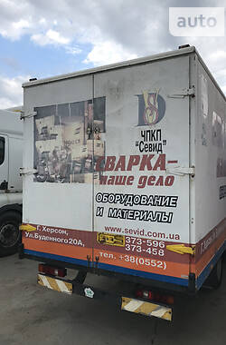 Грузовой фургон Mitsubishi Fuso Canter 2000 в 