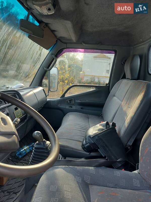 Автовоз Mitsubishi Fuso Canter 2000 в Чугуеве
