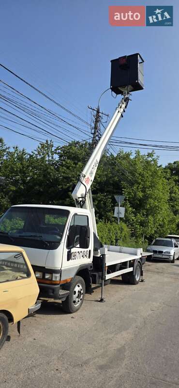 Автовышка Mitsubishi Fuso Canter 2000 в Виннице