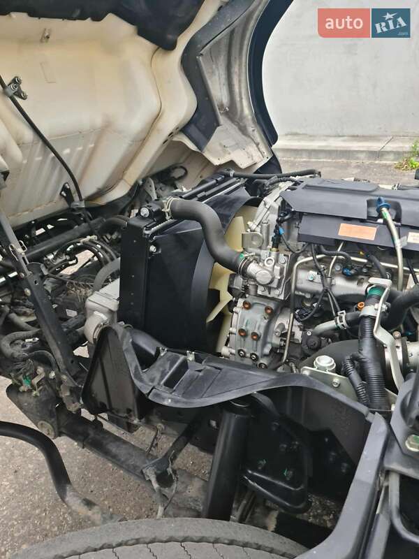 Вантажний фургон Mitsubishi Fuso Canter 2021 в Івано-Франківську