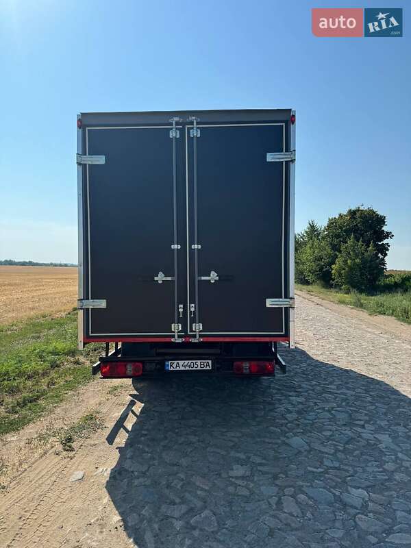 Грузовой фургон Mitsubishi Fuso Canter 2007 в Тальном фото 6 Грузовой фургон Mitsubishi Fuso Canter 2007 в Тальном