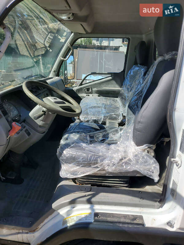 Автовишка Mitsubishi Fuso Canter 2004 в Одесі