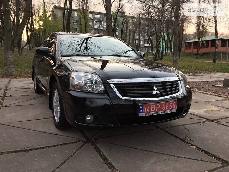 Седан Mitsubishi Galant 2009 в Каменском