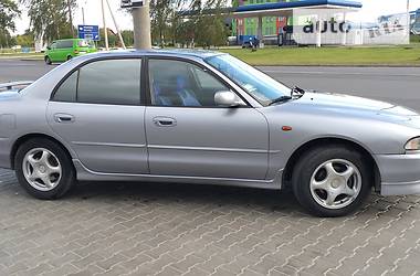 Седан Mitsubishi Galant 1996 в Луцке