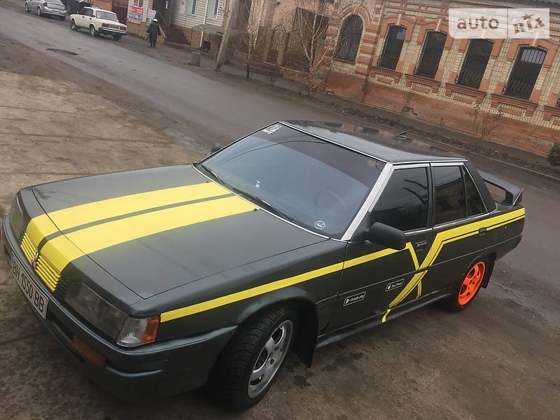 Седан Mitsubishi Galant 1985 в Ананьїві