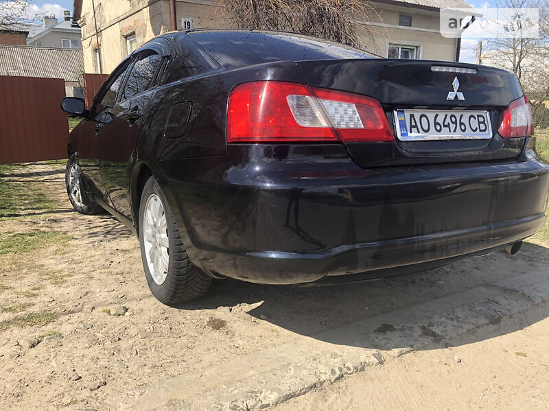 Седан Mitsubishi Galant 2008 в Мостиській