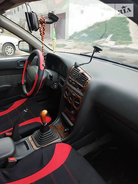 Седан Mitsubishi Galant 1995 в Львові