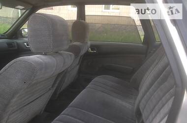 Седан Mitsubishi Galant 1988 в 