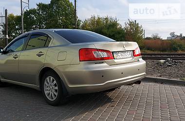 Седан Mitsubishi Galant 2009 в Львові