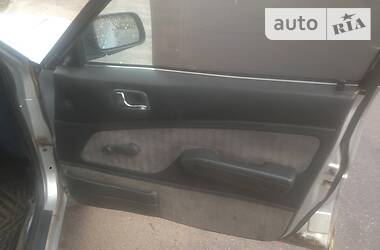 Седан Mitsubishi Galant 1988 в 