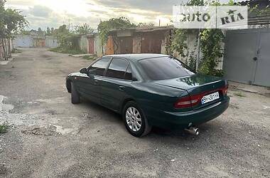 Седан Mitsubishi Galant 1996 в Измаиле