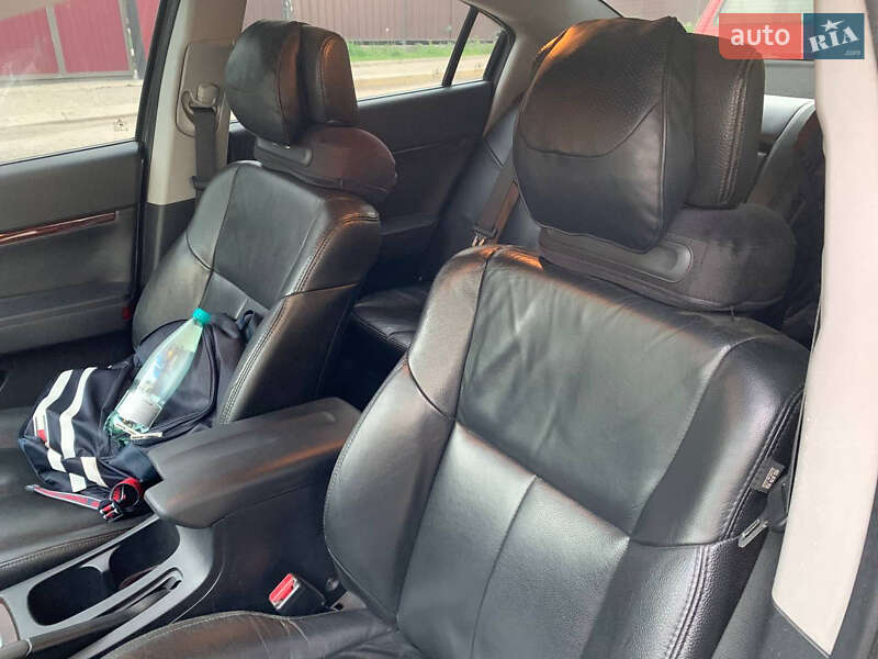 Седан Mitsubishi Galant 2008 в Чернівцях