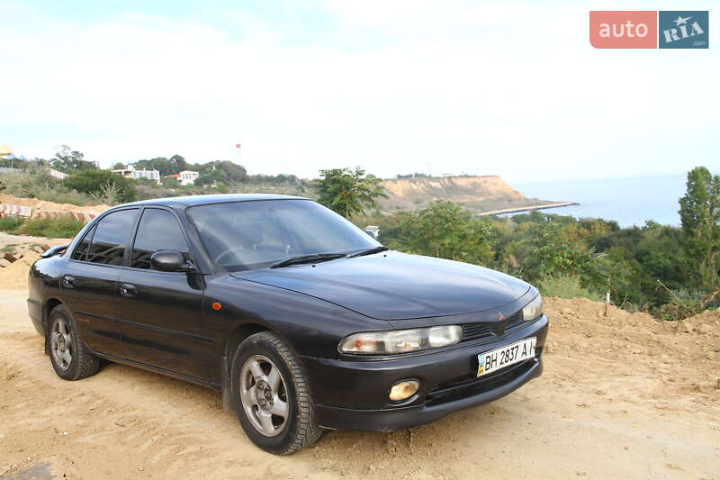 Седан Mitsubishi Galant 1993 в Одесі