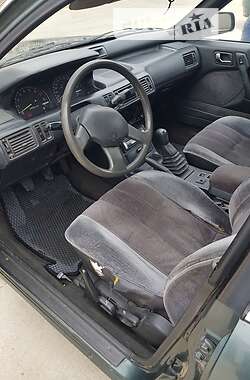 Хэтчбек Mitsubishi Galant 1989 в 