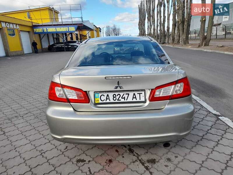 Седан Mitsubishi Galant 2008 в Черкассах