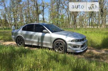 Седан Mitsubishi Galant 2000 в 