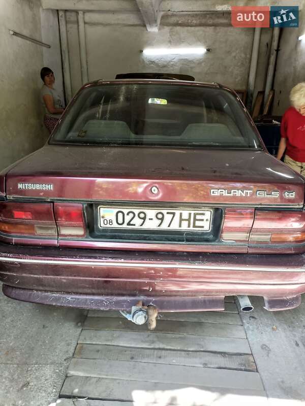 Седан Mitsubishi Galant 1992 в Запорожье