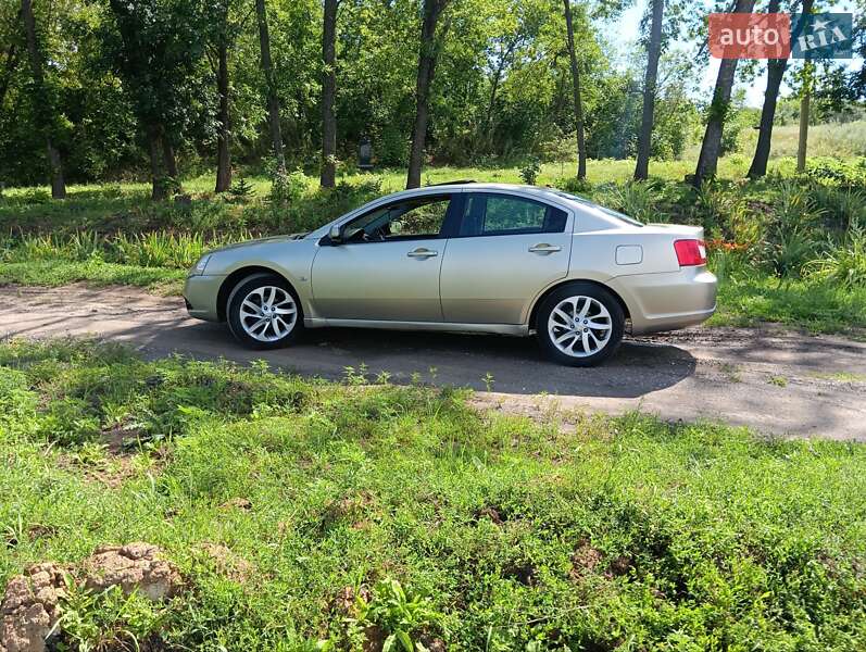 Седан Mitsubishi Galant 2008 в 