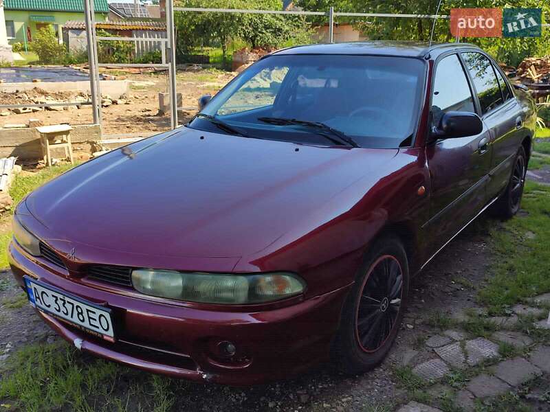 Седан Mitsubishi Galant 1995 в Володимирі фото 3 Седан Mitsubishi Galant 1995 в Володимирі