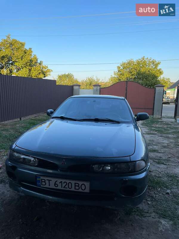 Ліфтбек Mitsubishi Galant 1993 в Миколаєві