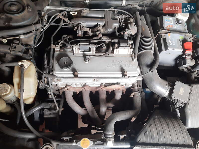 Седан Mitsubishi Galant 1999 в Києві