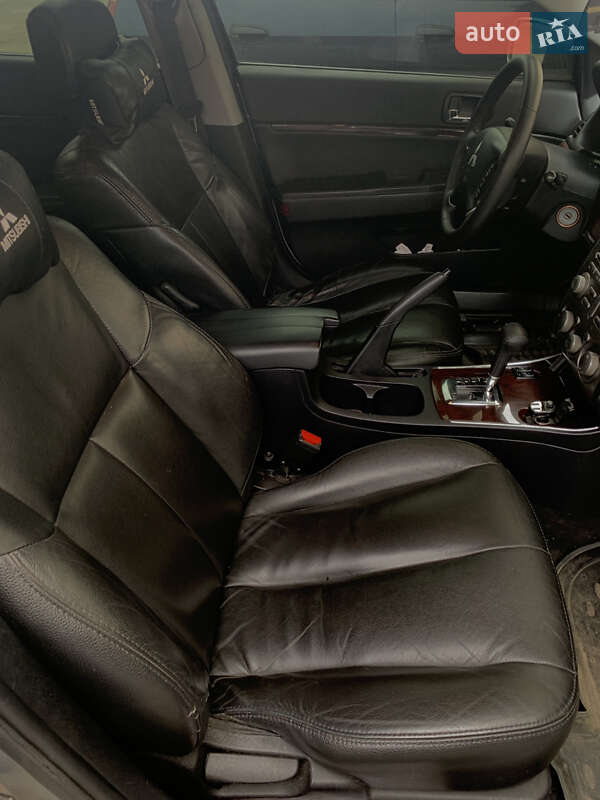 Седан Mitsubishi Galant 2008 в Мерефа