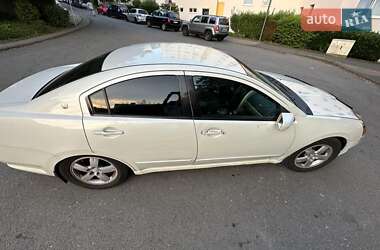 Седан Mitsubishi Galant 2004 в 