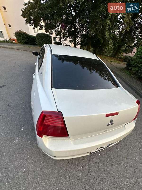 Седан Mitsubishi Galant 2004 в Миколаєві