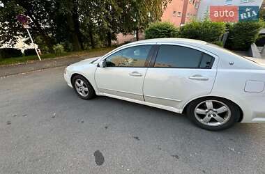 Седан Mitsubishi Galant 2004 в 