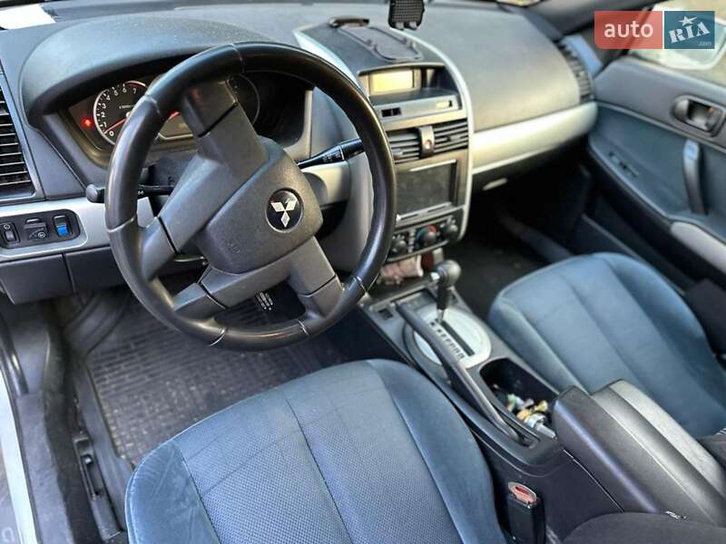 Седан Mitsubishi Galant 2004 в Миколаєві