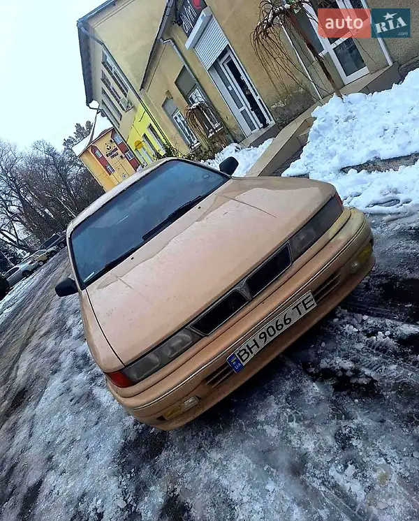 Mitsubishi Galant 1989