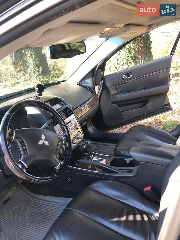 Седан Mitsubishi Galant 2008 в Киеве