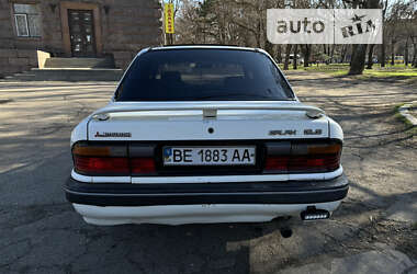 Седан Mitsubishi Galant 1988 в Одессе